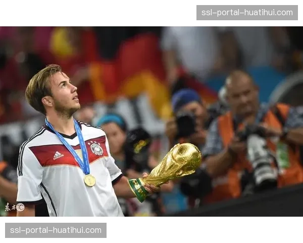 “聚焦穆夏拉:拜仁新核谈与俱乐部续约进展,称德国是永远的家” “聚焦穆夏拉:拜仁新核谈与俱乐部续约进展,称德国是永远的家”