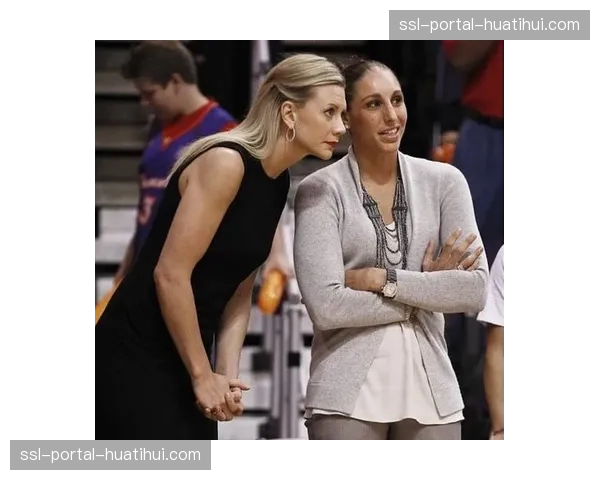 凤凰城水星老将戴安娜-陶乐西:第22个赛季的备战日常